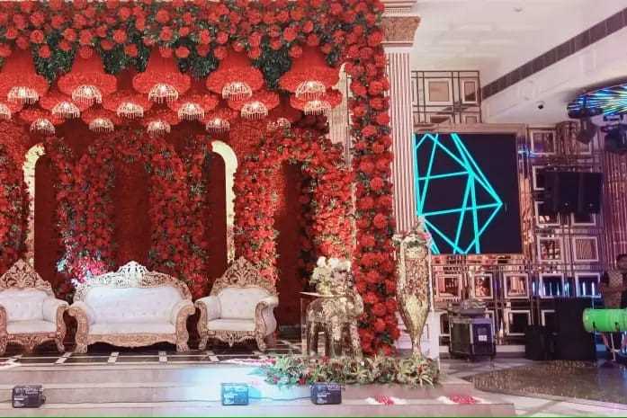 The Gracious Banquets
